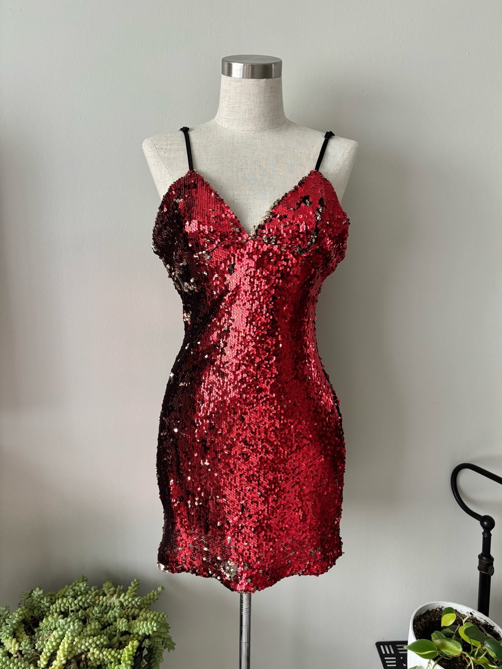 2016 Forever 21 Red Sequin Mini Dress